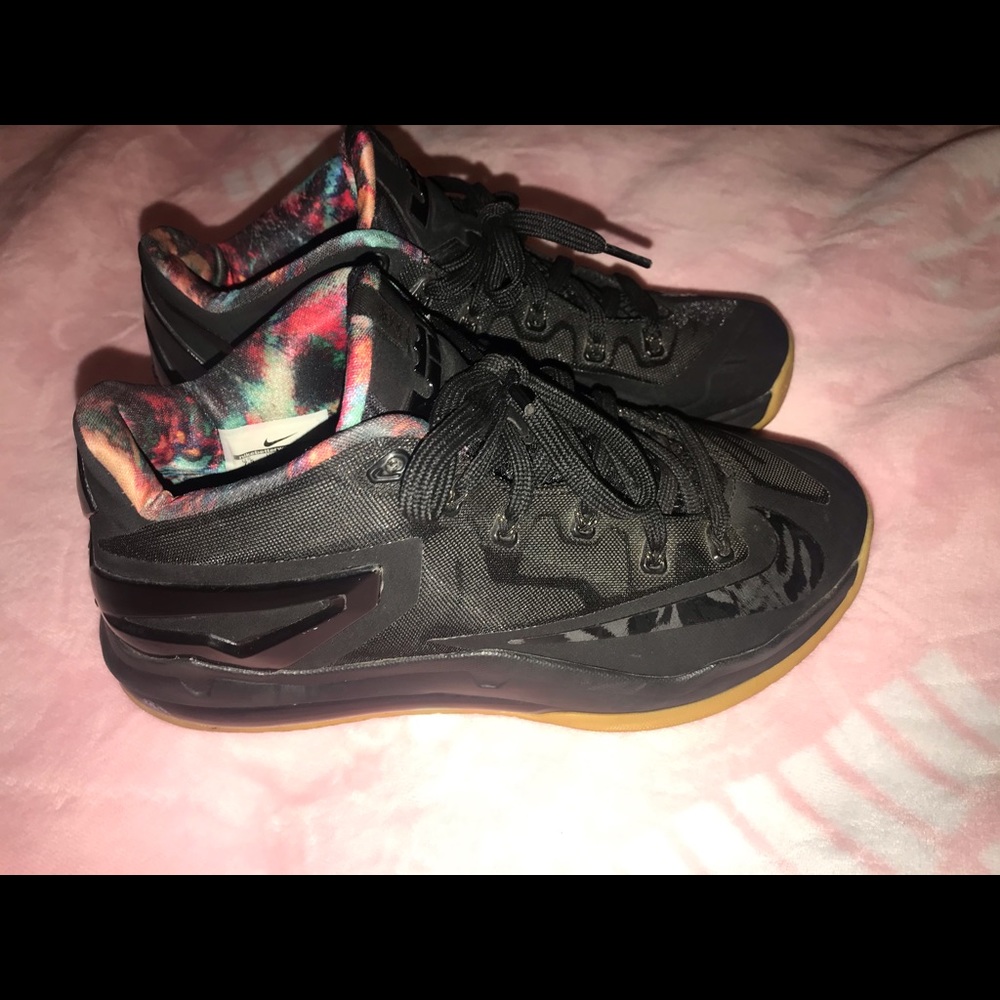 Lebron’s Nike’s